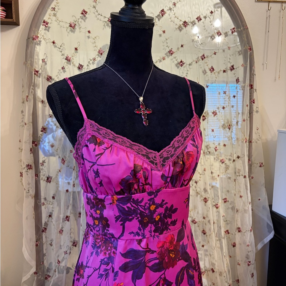 Urban Outfitters Pink Floral Satin Slip Dress - Picture 4 of 9